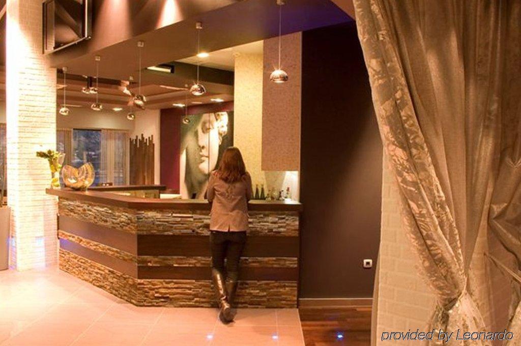 Hotel Diadem Omiš Εσωτερικό φωτογραφία