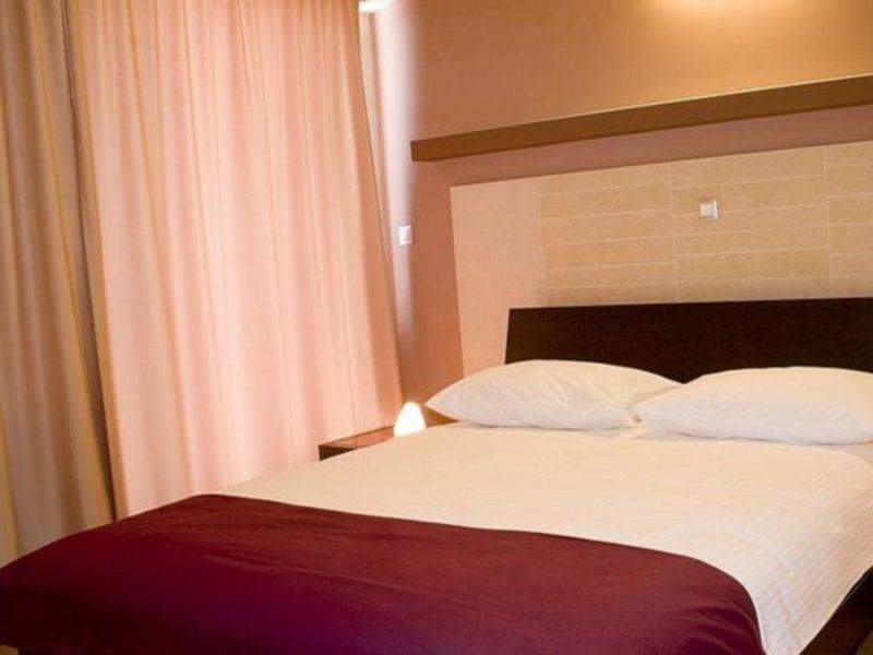 Hotel Diadem Omiš Εξωτερικό φωτογραφία