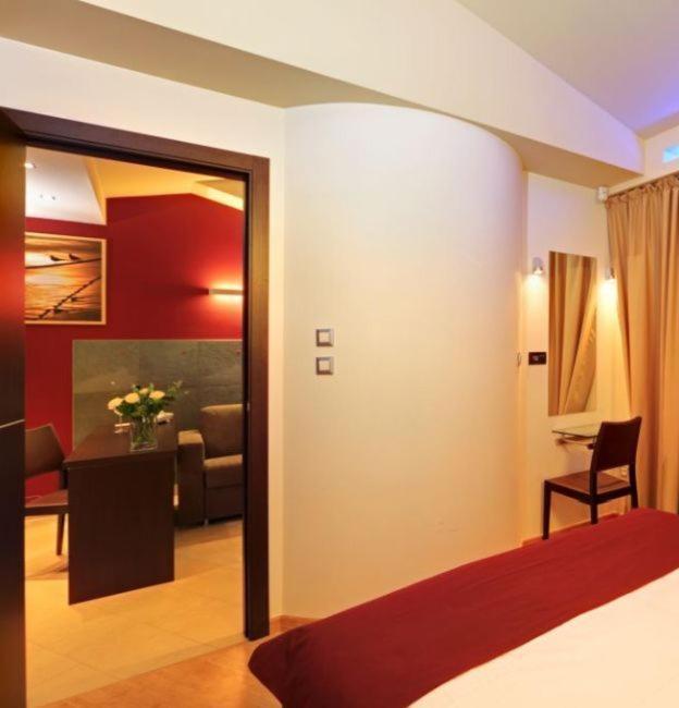 Hotel Diadem Omiš Εξωτερικό φωτογραφία