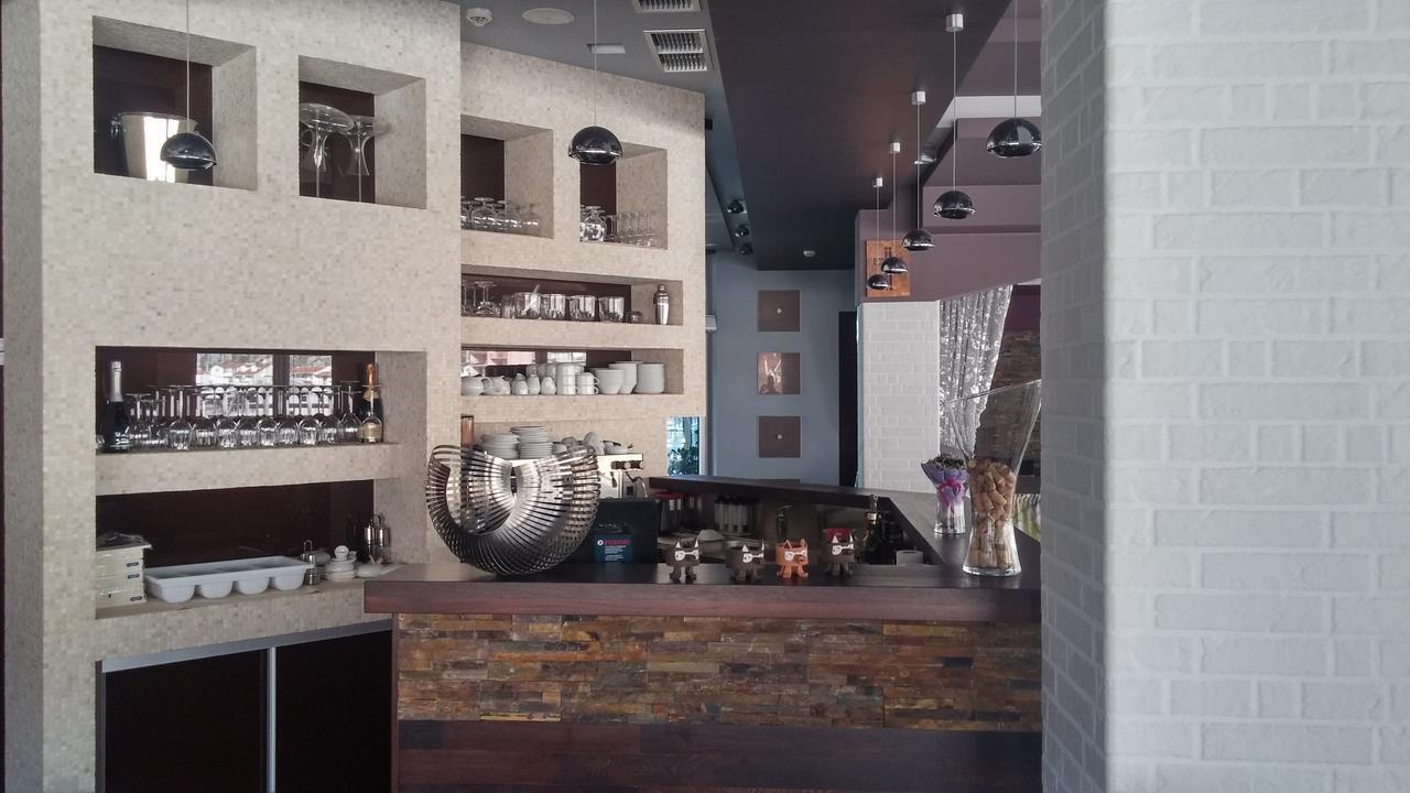 Hotel Diadem Omiš Εξωτερικό φωτογραφία