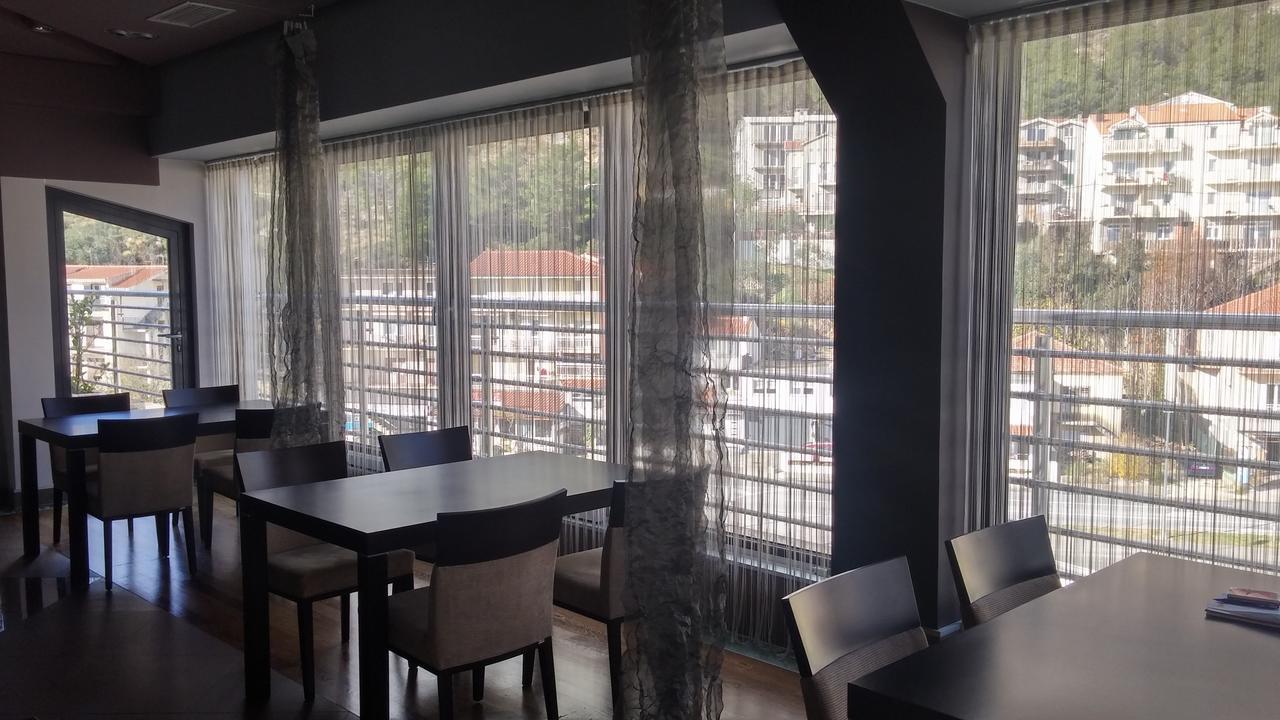 Hotel Diadem Omiš Εξωτερικό φωτογραφία