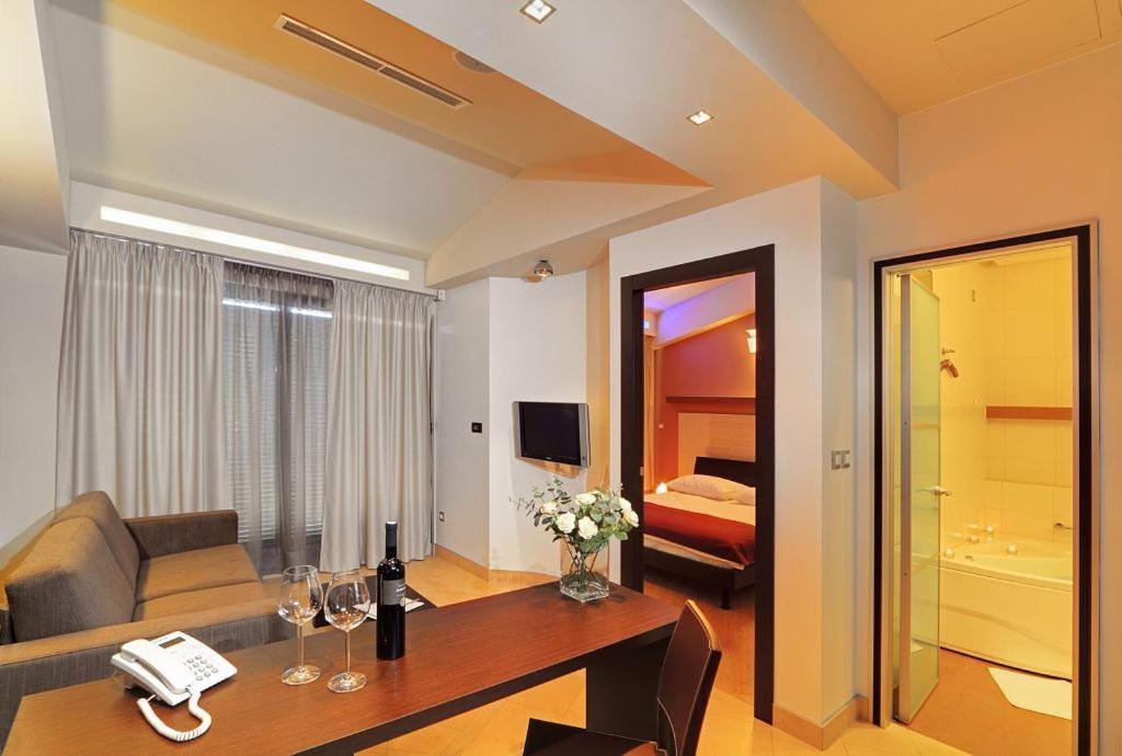 Hotel Diadem Omiš Δωμάτιο φωτογραφία